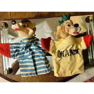Wheaties Champy and Mr. Fox hand puppets 1956